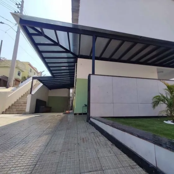 Pergolado Fixo de Ferro em Salto SP — Cobertura com calha lateral para escoamento
