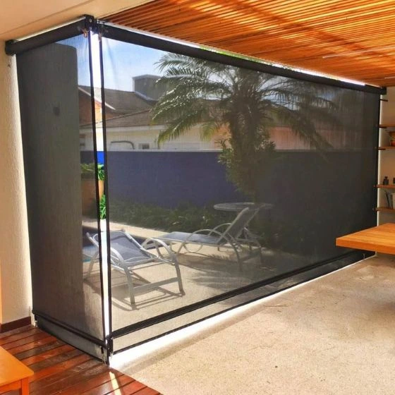 Toldo Cortina de Tela Screen em Salto SP Toldo Cortina de Tela Screen em Salto SP — Instalação em estacionamento