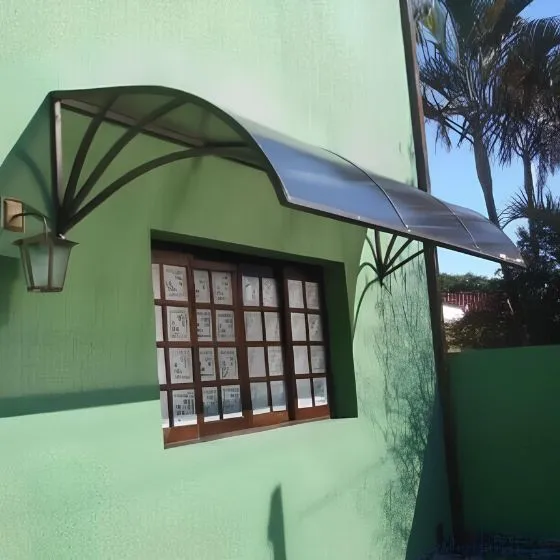 Toldo Policarbonato Alveolar em Salto SP Toldo Policarbonato Alveolar em Salto SP — Cobertura com calha lateral para escoamento